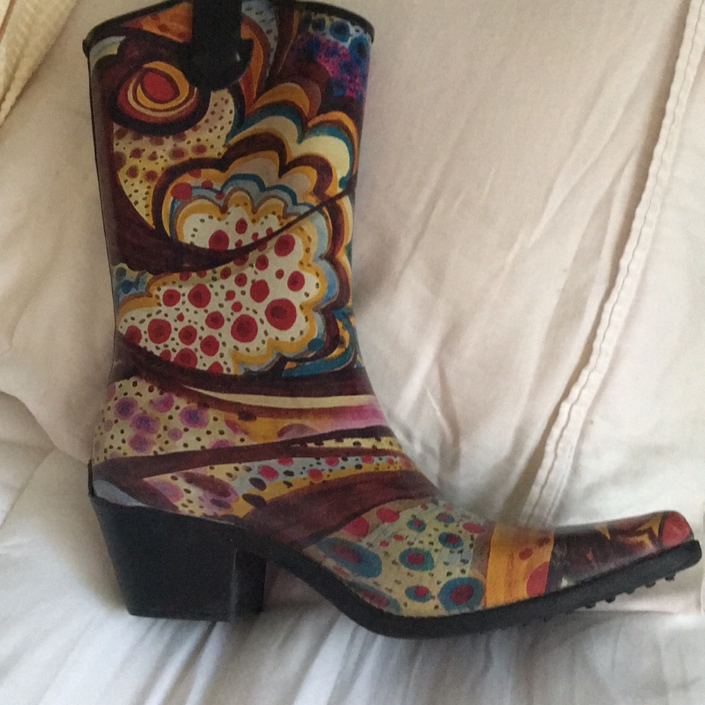 Artistic Rubber Rain Boots